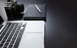 开云平台-马刺险胜澳大利亚男篮，萨姆·米切尔高光表现引爆全场